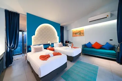 Zweibettzimmer mit Poolblick — The Kiri Villas Resort